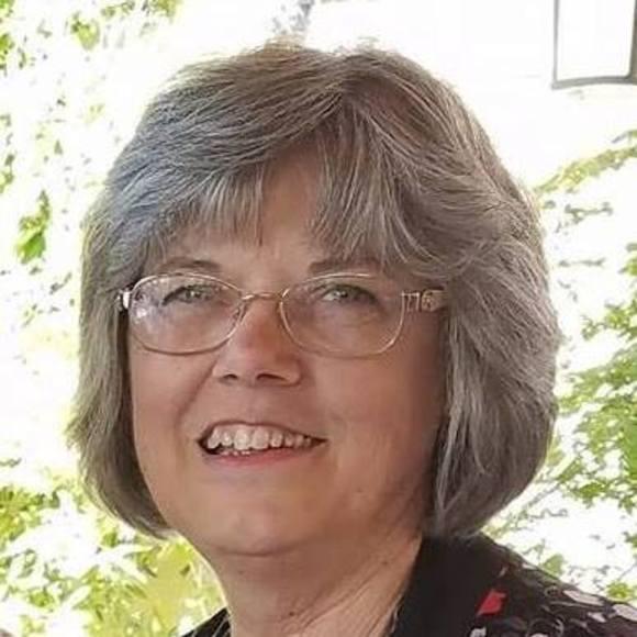 Meet your Posher, Sharon - Picture 1 of 1